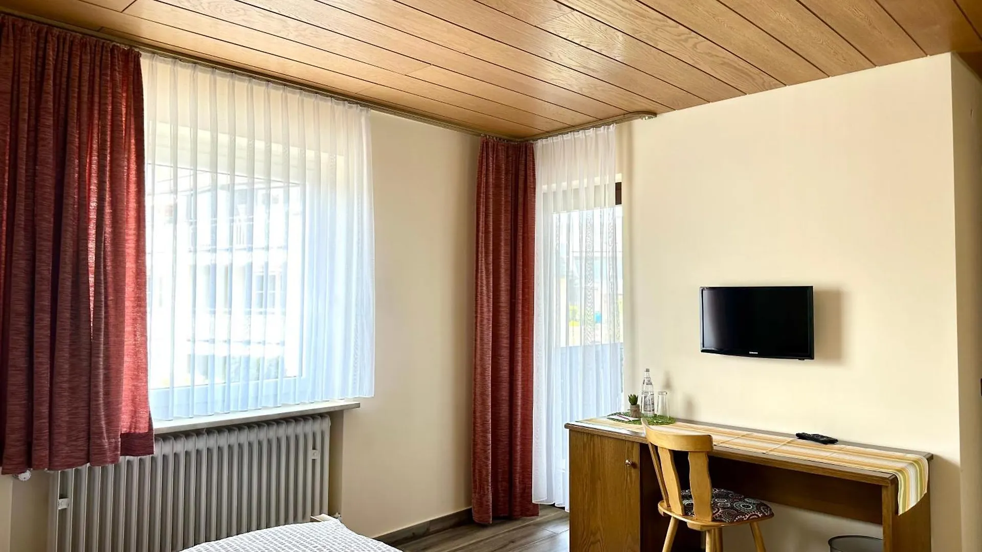 Pension Hubertus Bad Steben Guest house